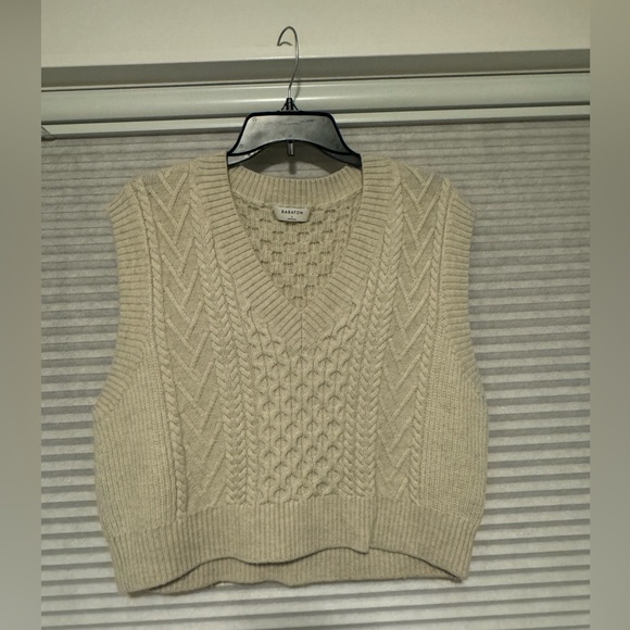 Babaton Cream Wool Sweater Vest - size large! Excellent condition - Picture 4 of 4